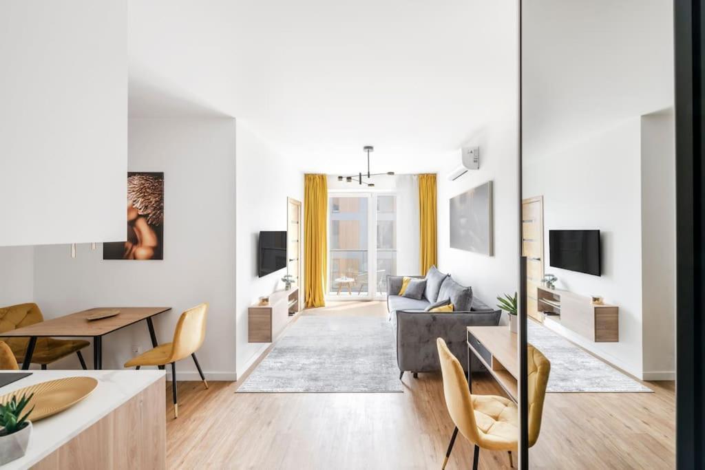 Zalia Kopa Paupys Apartment